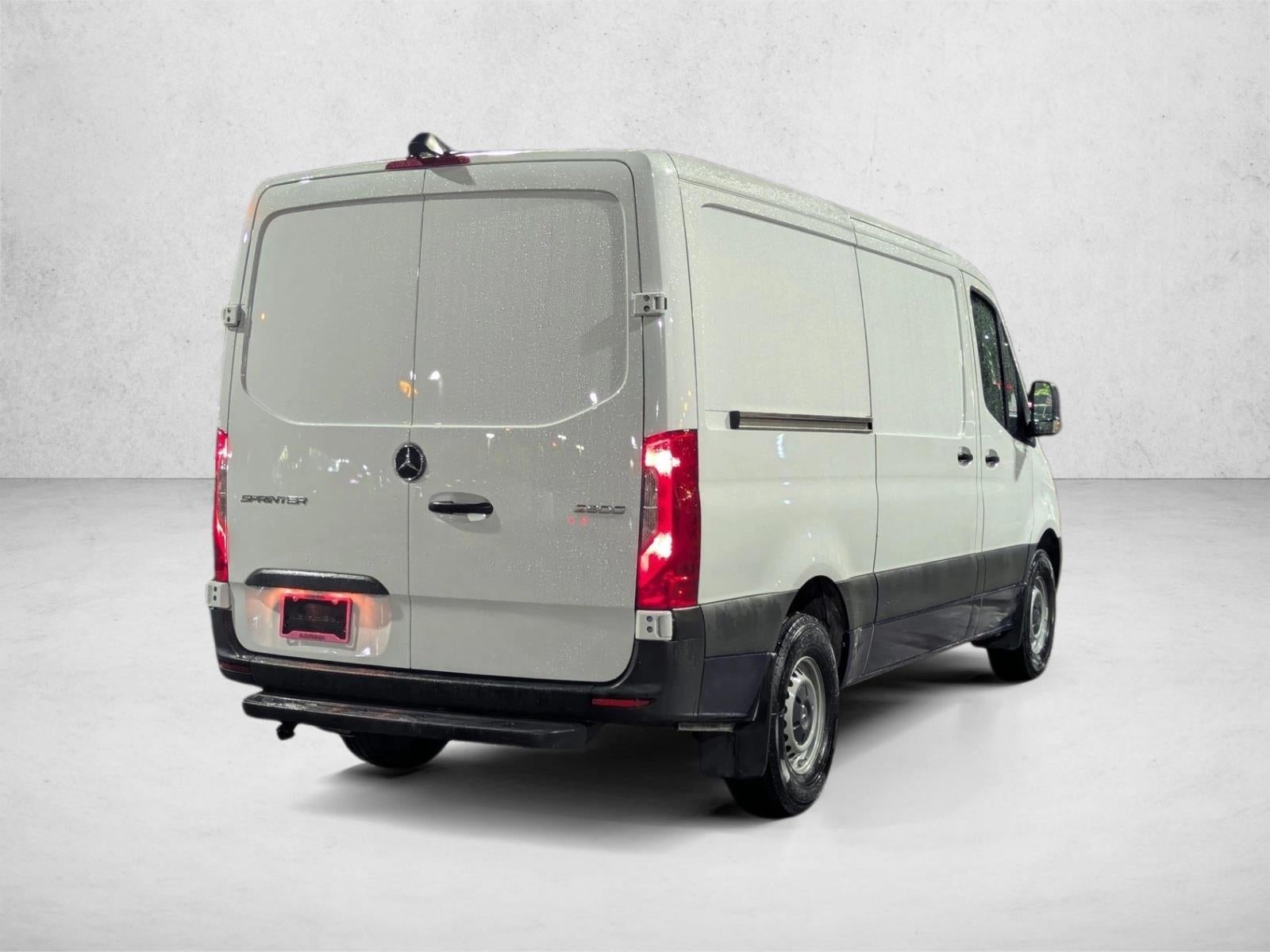 2025 Mercedes-Benz Sprinter Cargo Van 2500 Standard Roof I4 Diesel 144" RWD