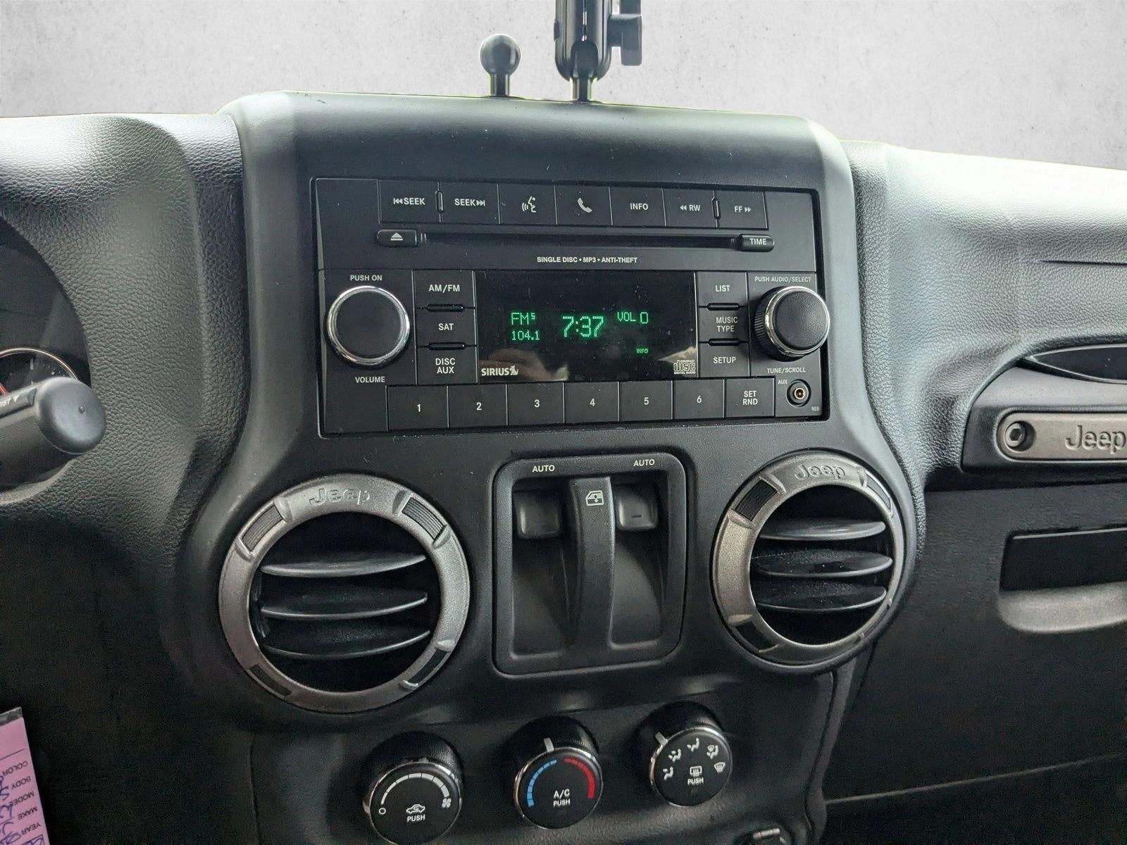2014 Jeep Wrangler 4WD 2dr Willys Wheeler