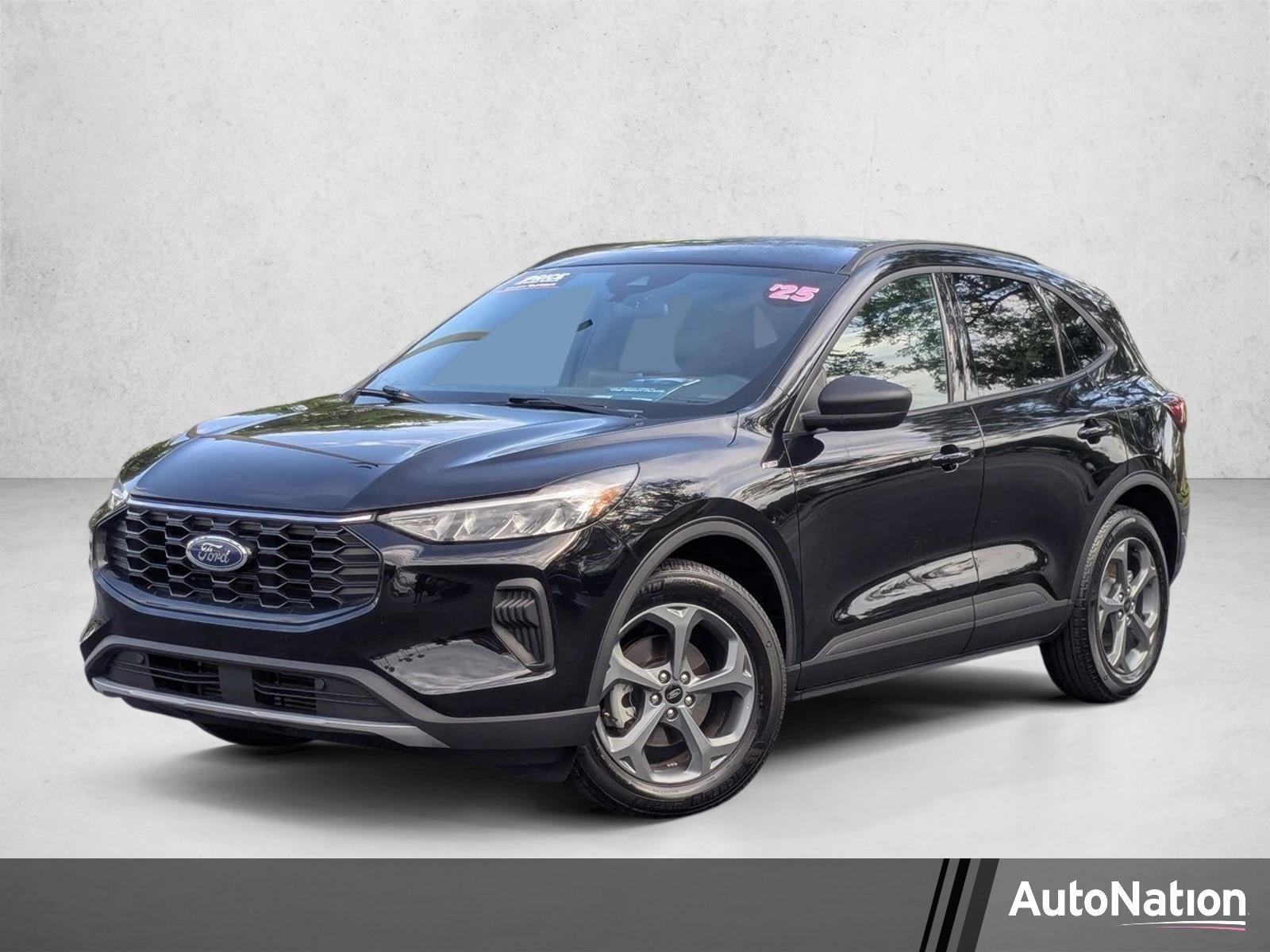 2025 Ford Escape ST-Line FWD