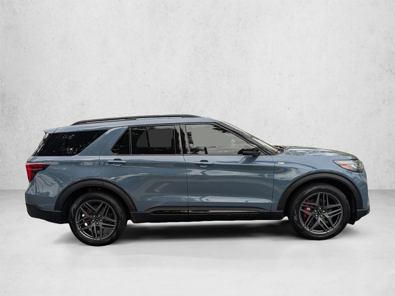 2025 Ford Explorer ST-Line RWD