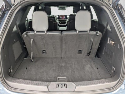 2025 Ford Explorer ST-Line RWD