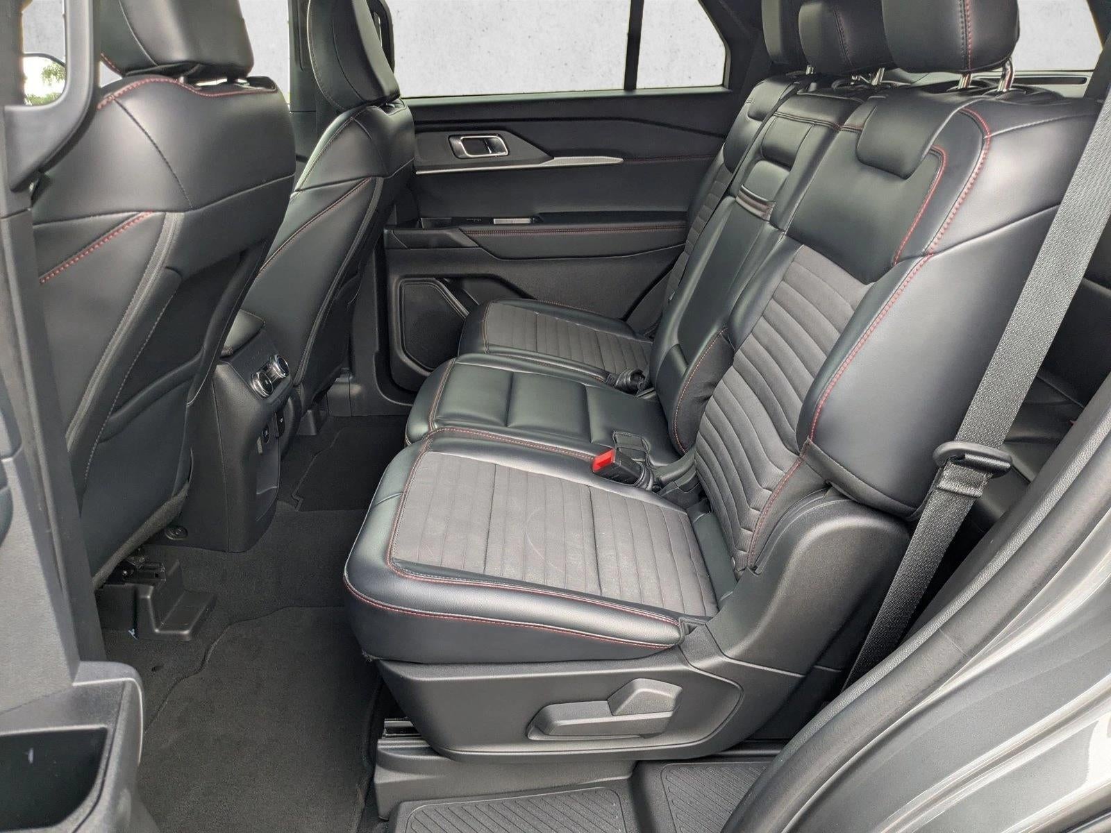 2025 Ford Explorer ST-Line 4WD