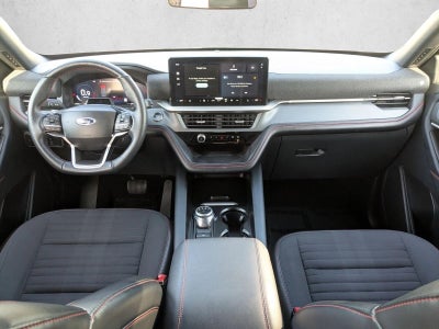 2025 Ford Explorer ST-Line 4WD