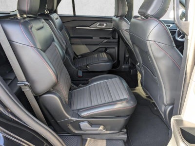 2025 Ford Explorer ST-Line 4WD