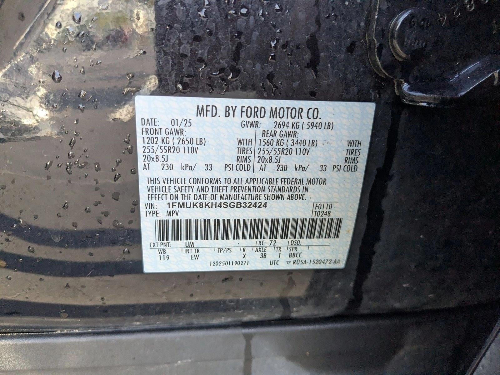 2025 Ford Explorer ST-Line 4WD