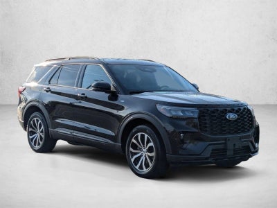 2025 Ford Explorer ST-Line 4WD
