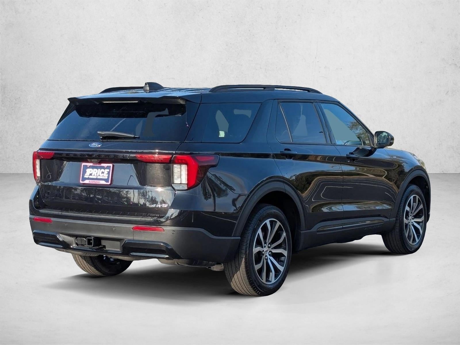 2025 Ford Explorer ST-Line 4WD