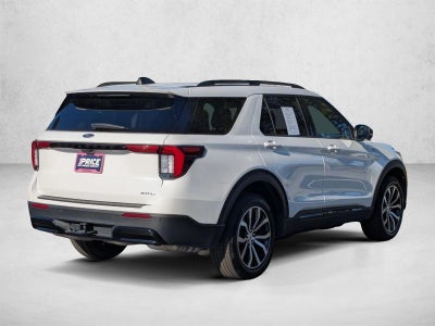 2025 Ford Explorer ST-Line 4WD