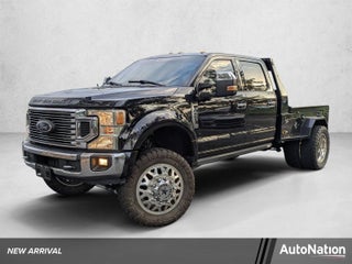2022 Ford Super Duty F-450 DRW LARIAT 4WD Crew Cab 8' Box