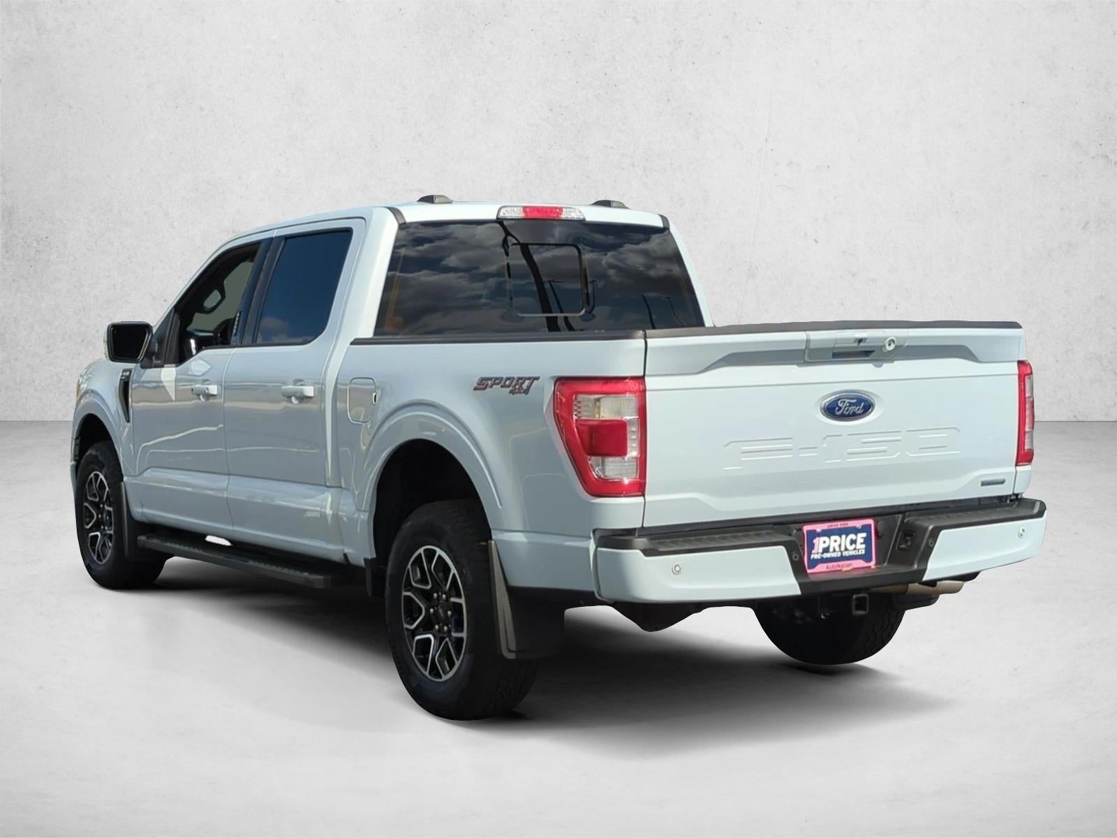 2022 Ford F-150 LARIAT 4WD SuperCrew 5.5' Box