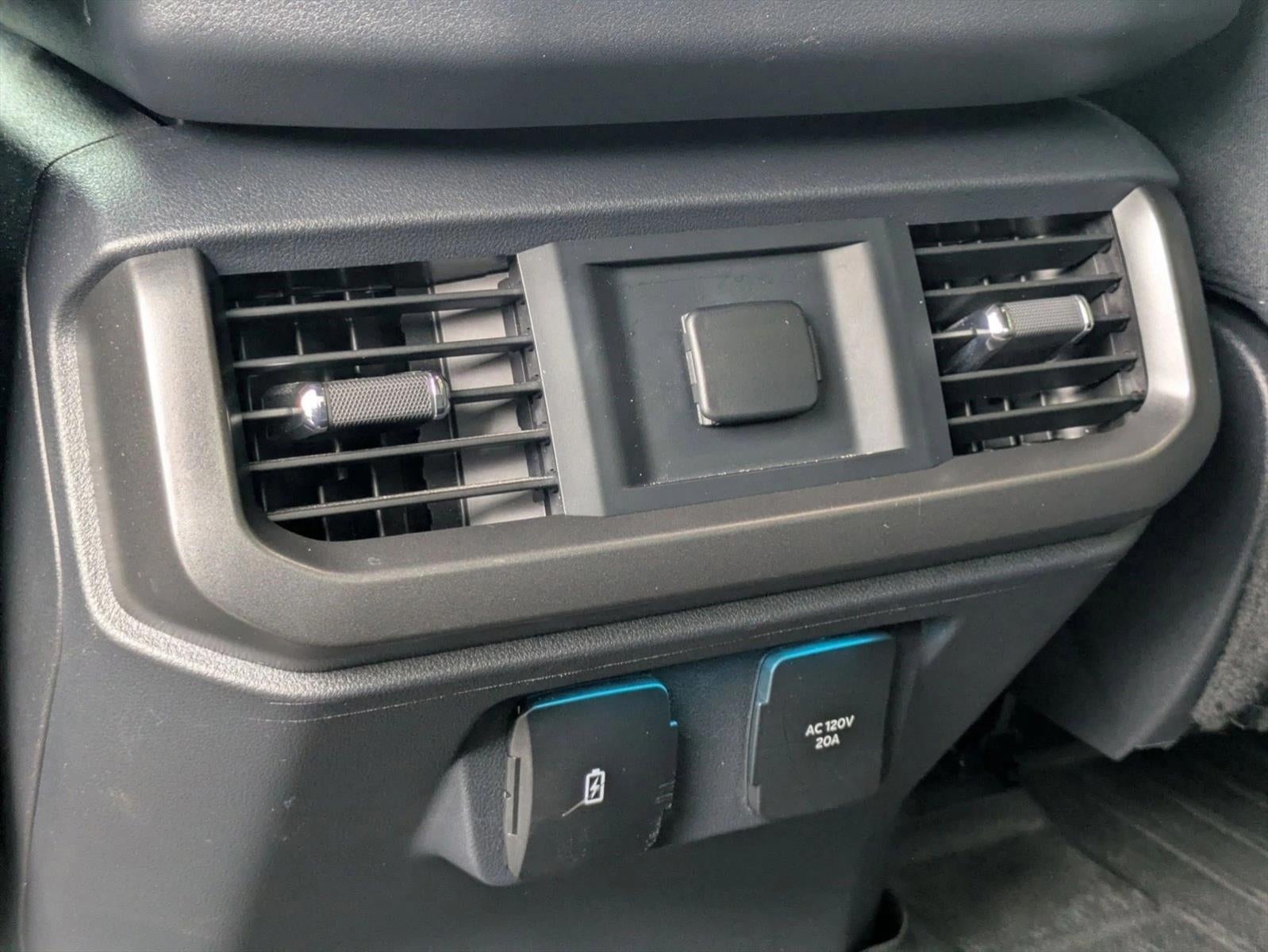 2024 Ford F-150 XLT 4WD SuperCrew 5.5' Box
