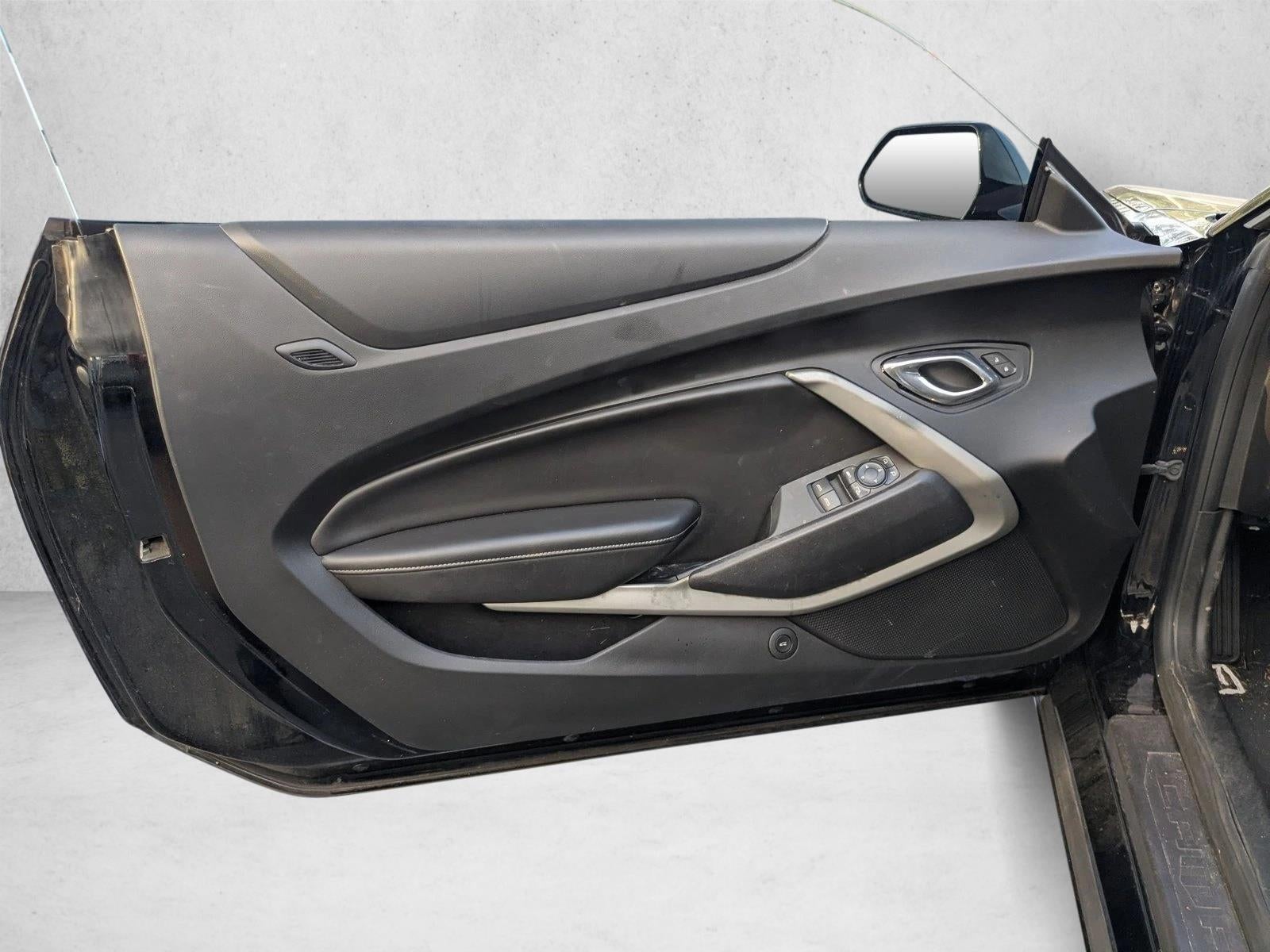 2017 Chevrolet Camaro 2dr Convertible 1SS