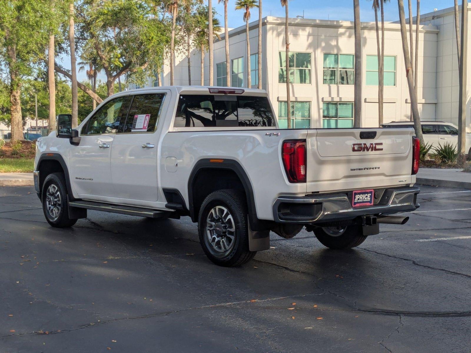 2022 GMC Sierra 2500 HD Crew Cab Standard Box 4-Wheel Drive SLT