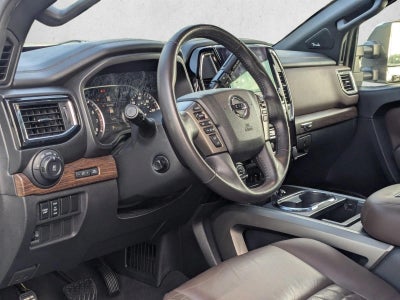 2022 Nissan Titan XD 4x4 Crew Cab Platinum Reserve