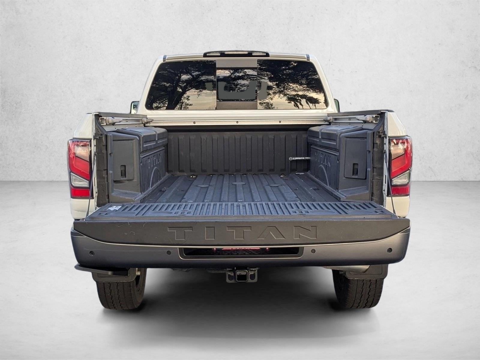 2022 Nissan Titan XD 4x4 Crew Cab Platinum Reserve