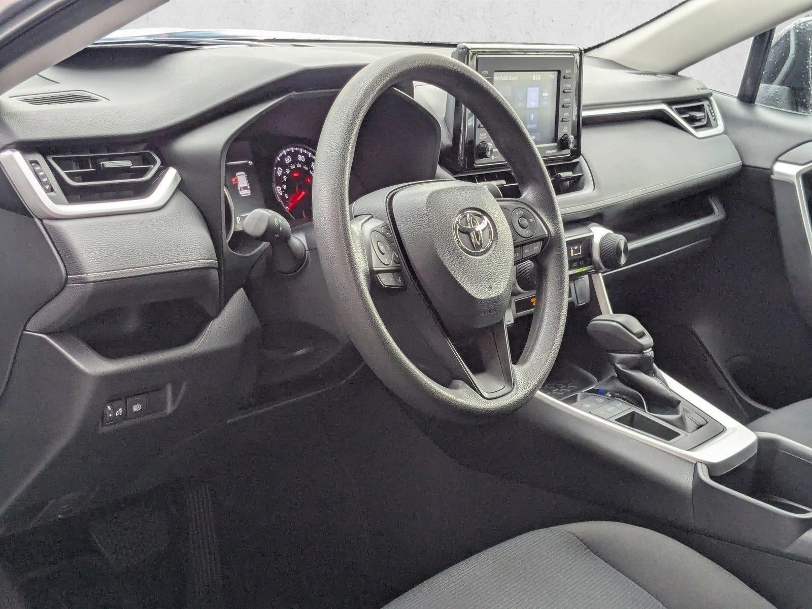 2022 Toyota RAV4 LE FWD (GS)