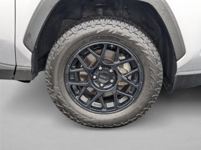 2022 Toyota RAV4 LE FWD (GS)