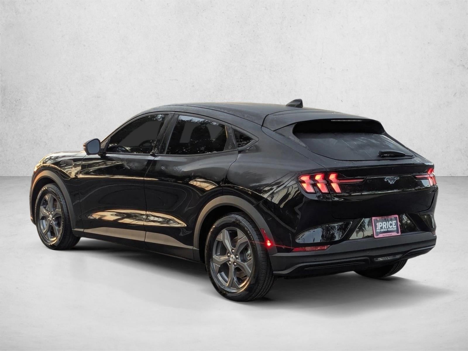 2022 Ford Mustang Mach-E Select RWD