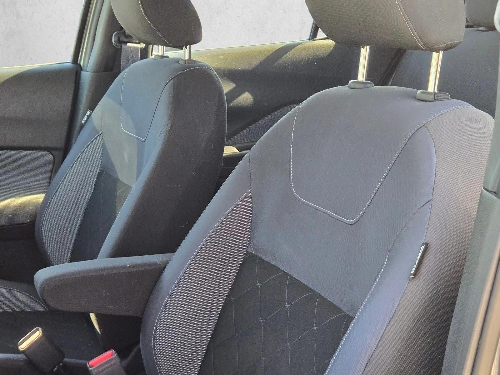 2019 Nissan Kicks S FWD