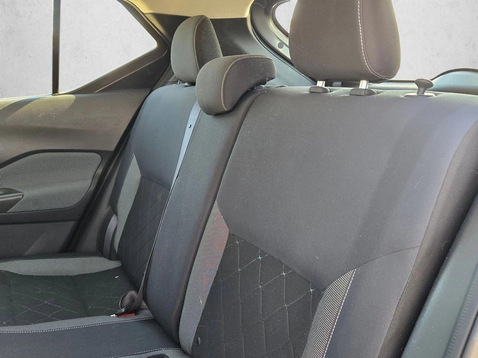 2019 Nissan Kicks S FWD