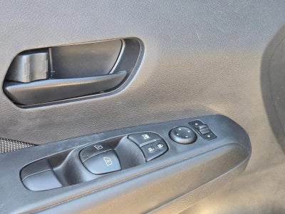 2019 Nissan Kicks S FWD