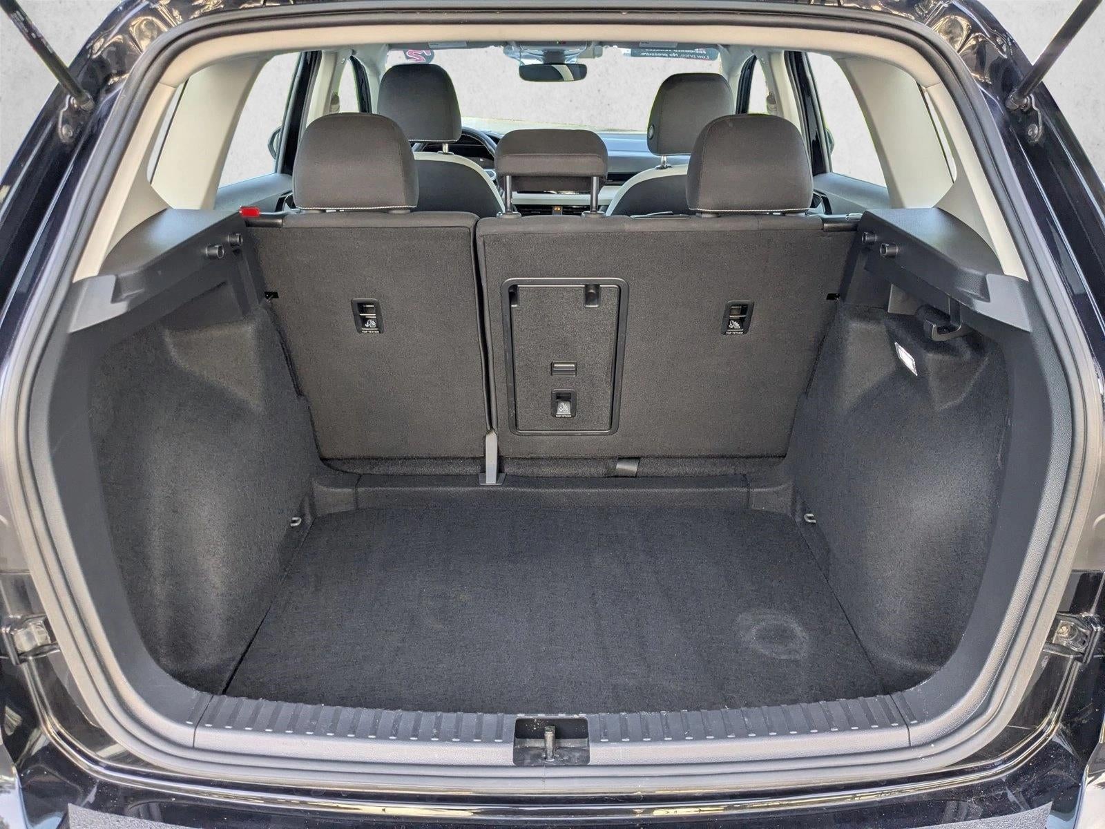 2025 Volkswagen Taos S FWD