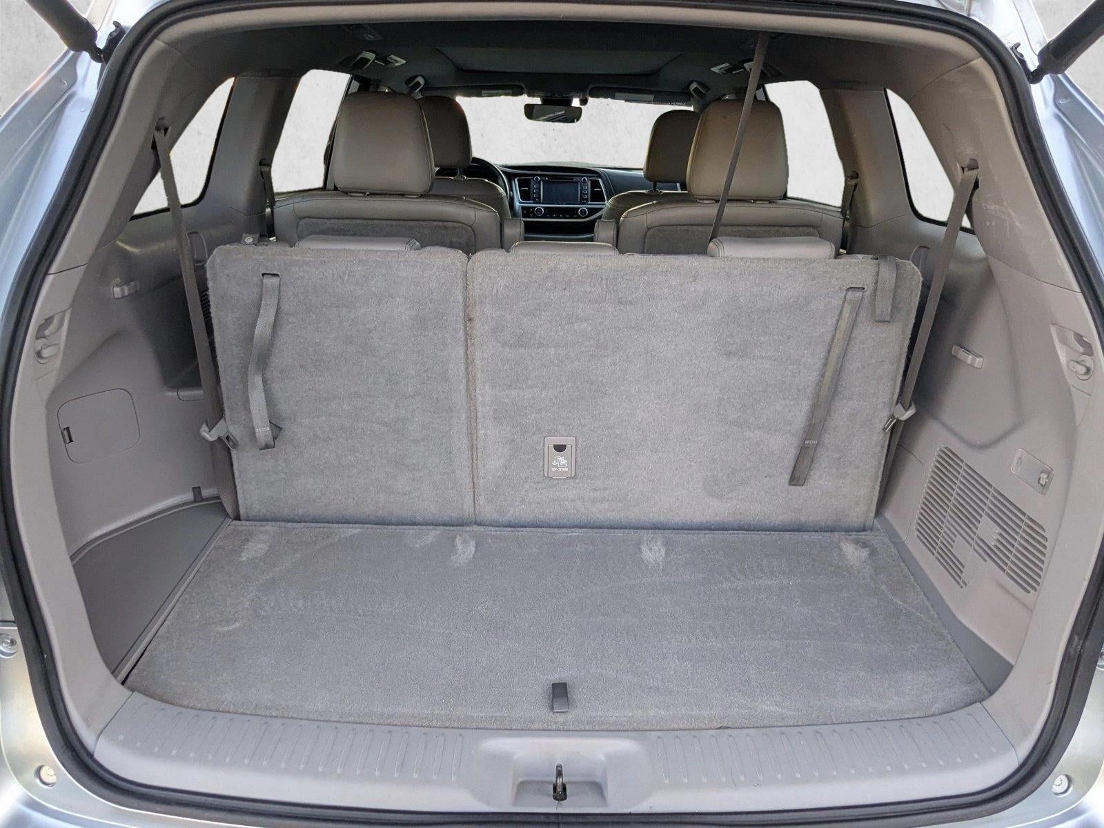 2018 Toyota Highlander Limited Platinum V6 AWD (Natl)