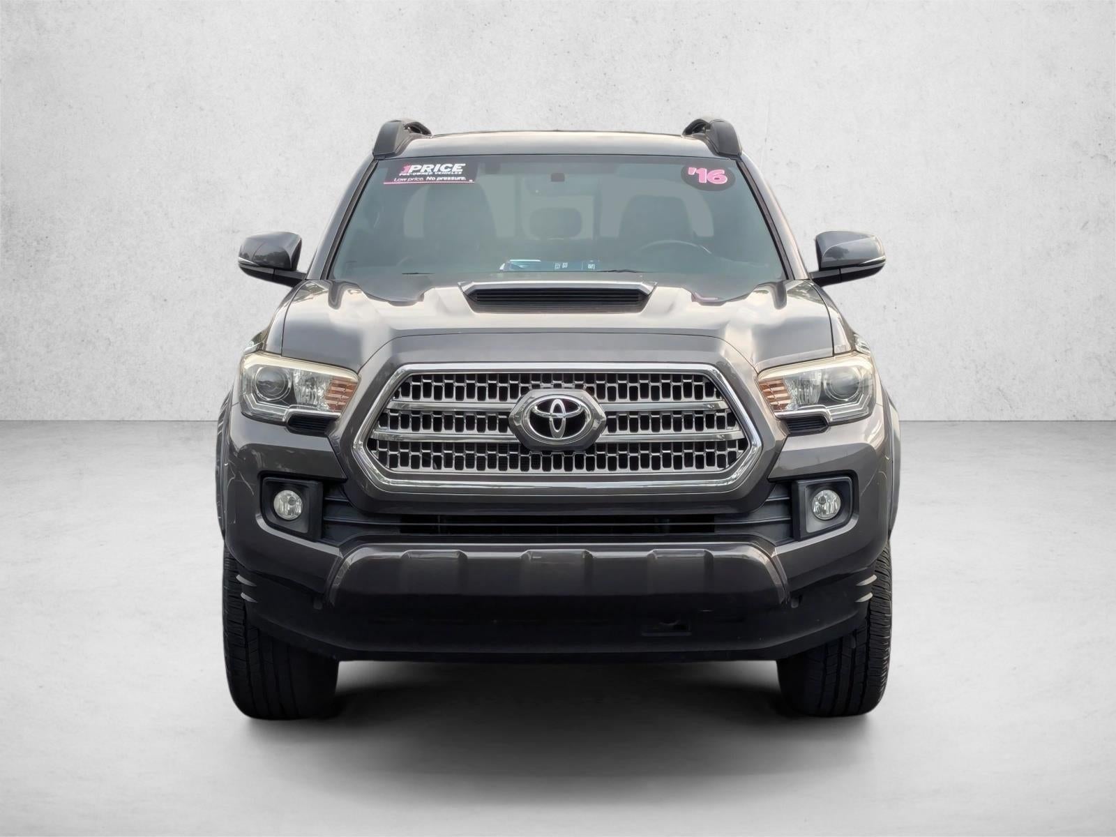 2016 Toyota Tacoma 4WD Double Cab Short Bed V6 Automatic TRD Sport (Natl)