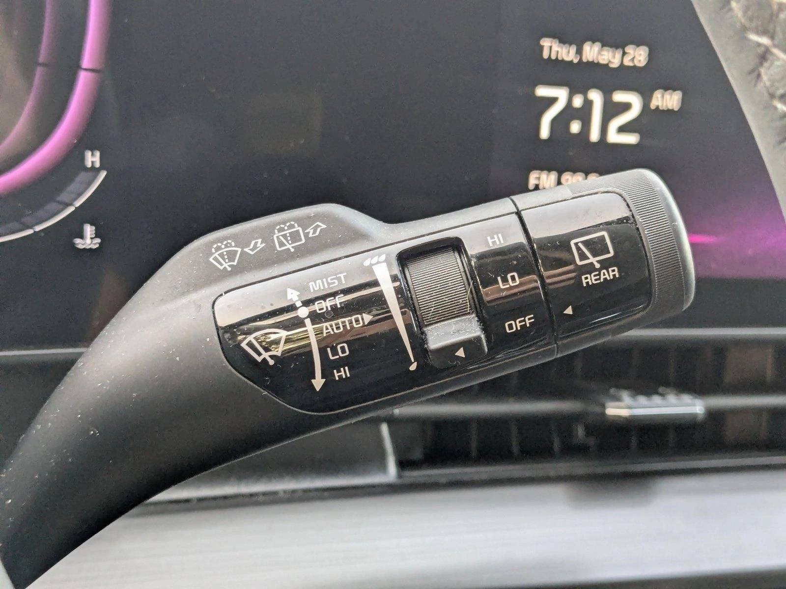 2024 Kia Sportage EX FWD