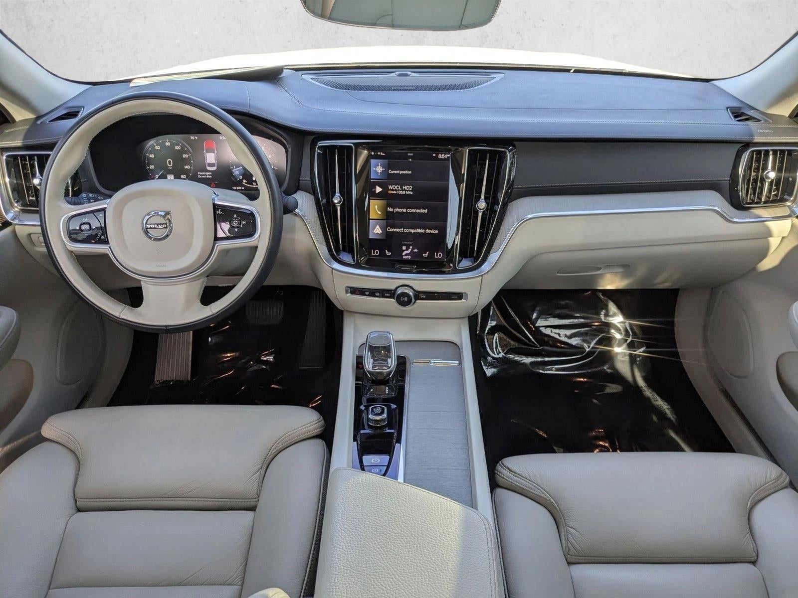 2022 Volvo S60 B5 AWD Inscription