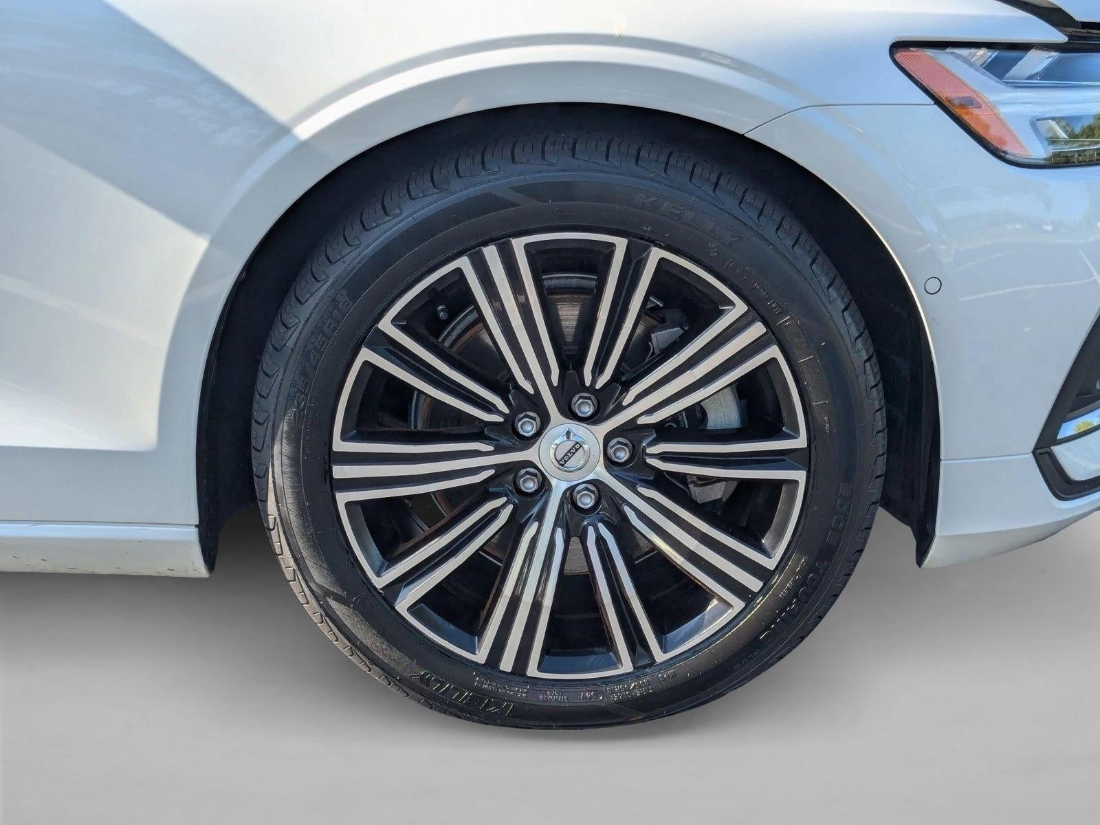 2022 Volvo S60 B5 AWD Inscription