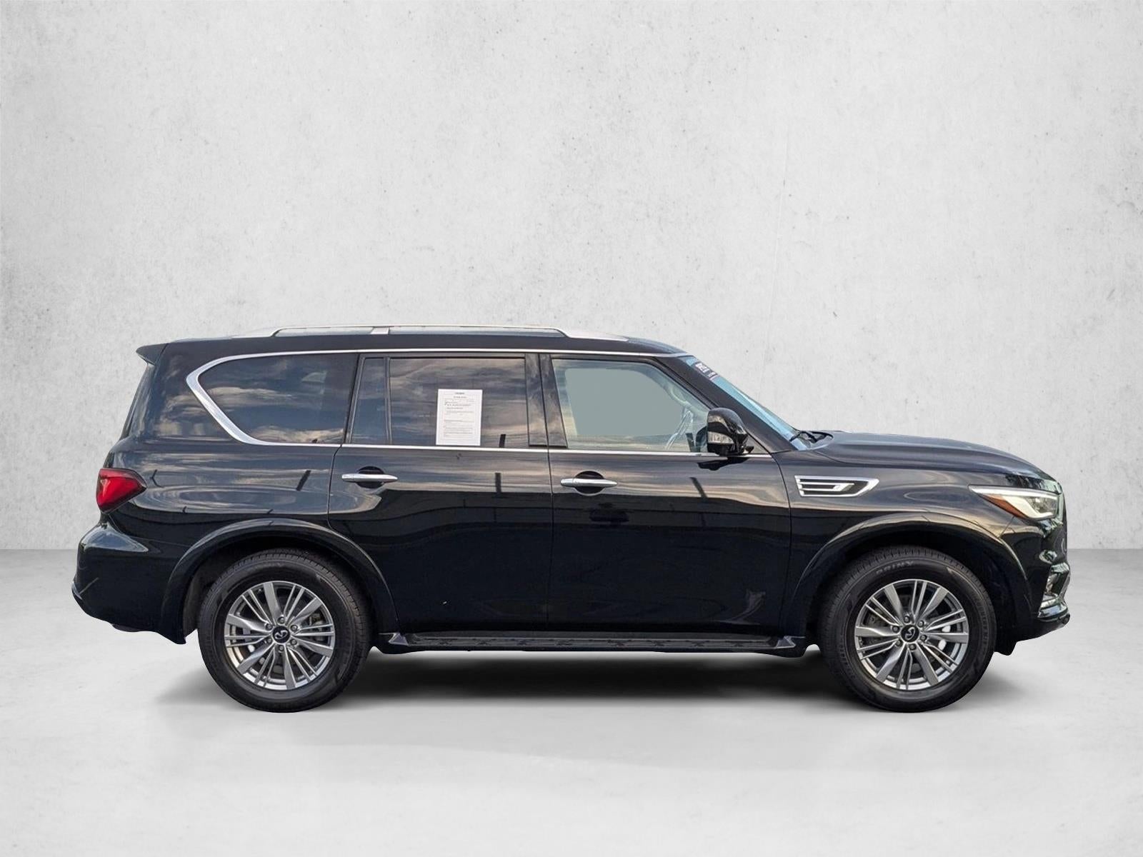 2021 INFINITI QX80 LUXE