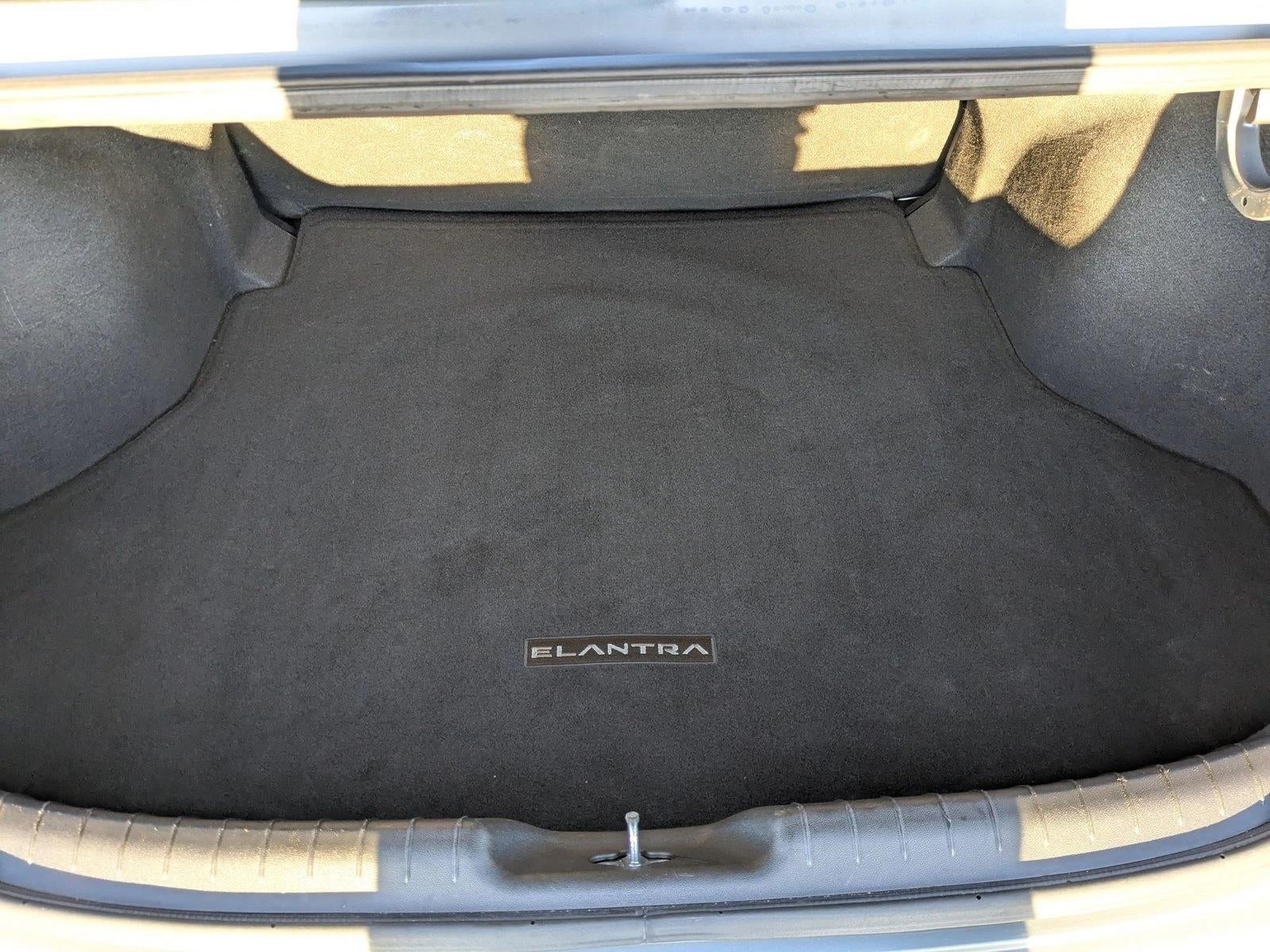 2023 Hyundai ELANTRA SEL IVT