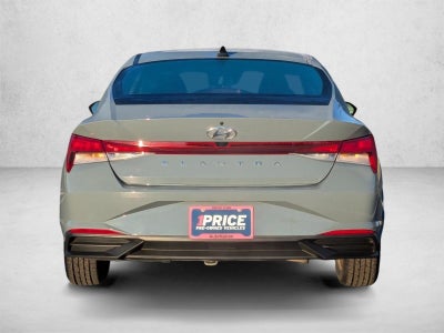 2023 Hyundai ELANTRA SEL IVT