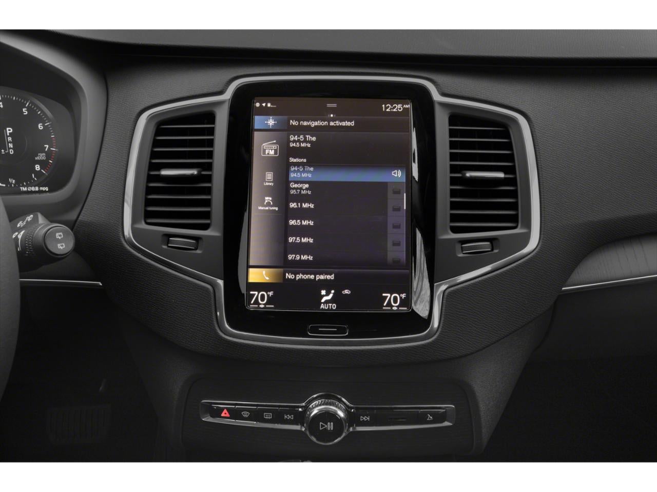 2021 Volvo XC90 T5 AWD Momentum 7P