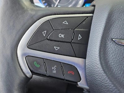 2016 Chrysler 200 4dr Sdn C FWD