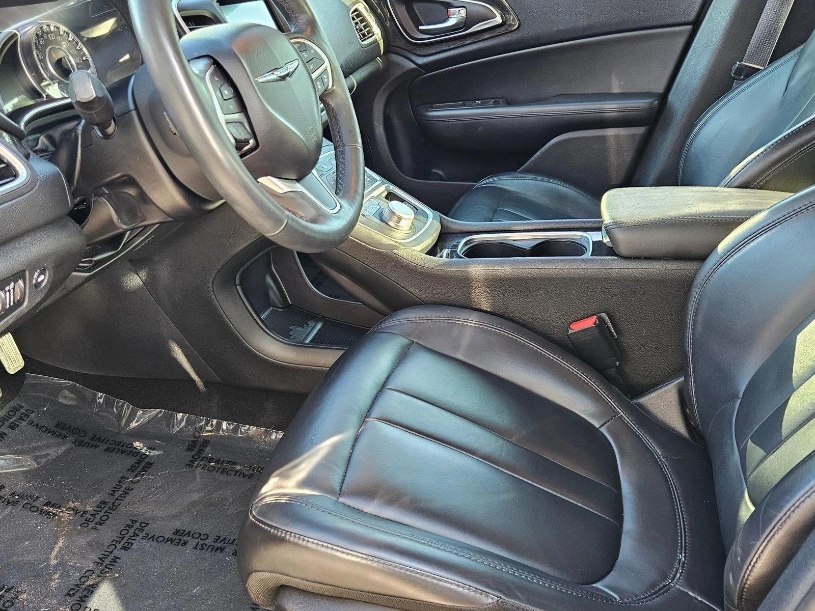 2016 Chrysler 200 4dr Sdn C FWD