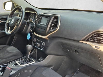 2016 Jeep Cherokee FWD 4dr Latitude