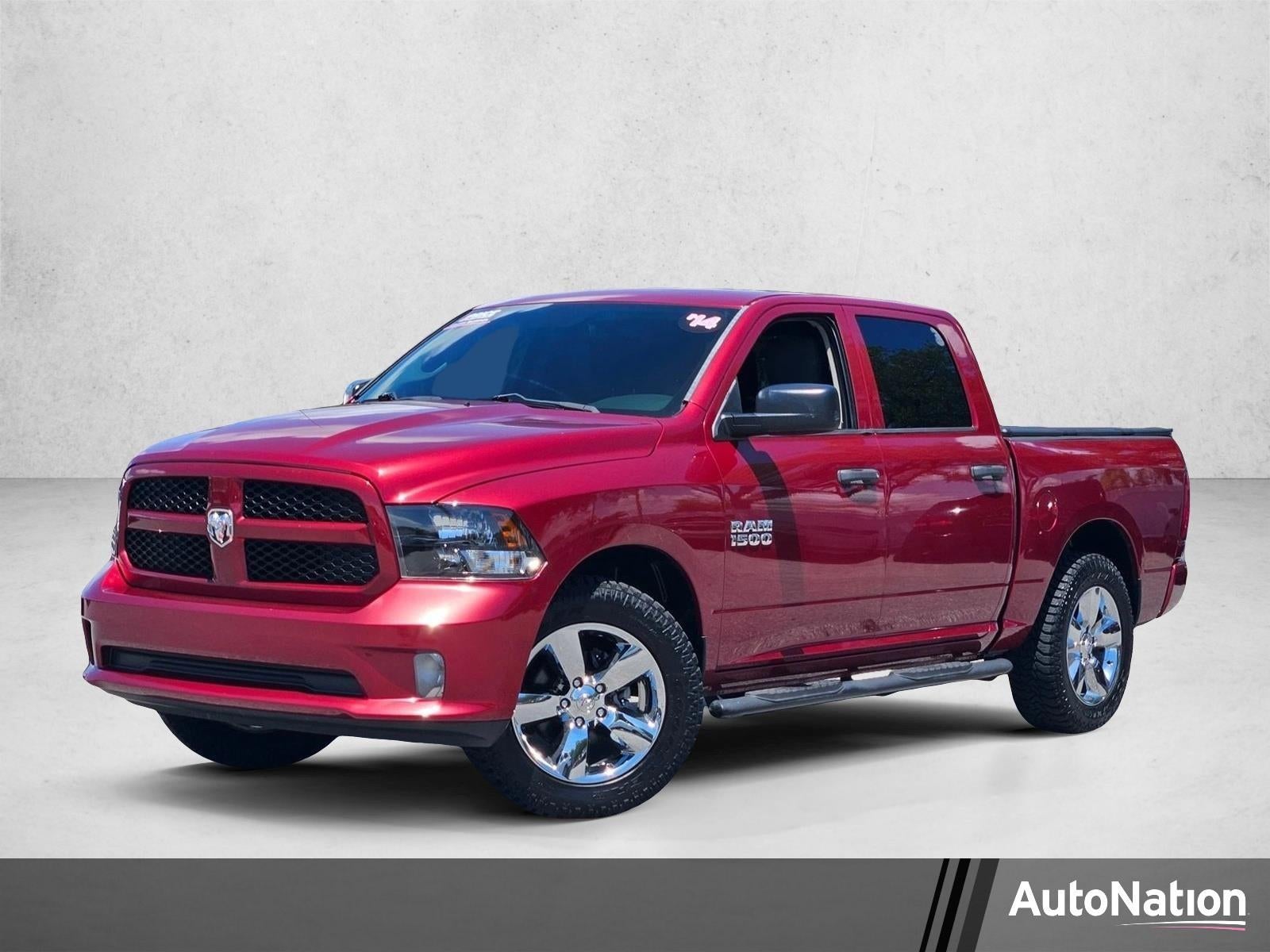 2014 RAM 1500 2WD Crew Cab 5.7 Ft Box Express