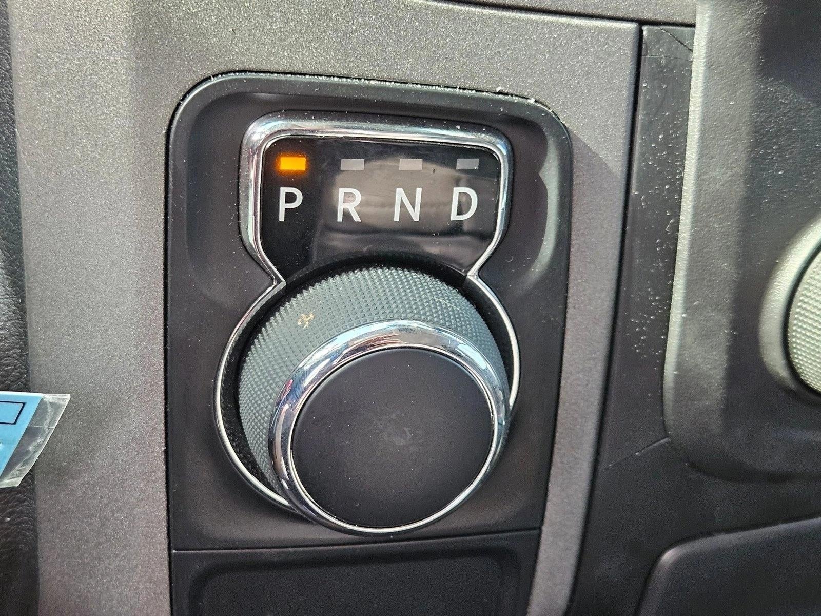 2014 RAM 1500 2WD Crew Cab 5.7 Ft Box Express