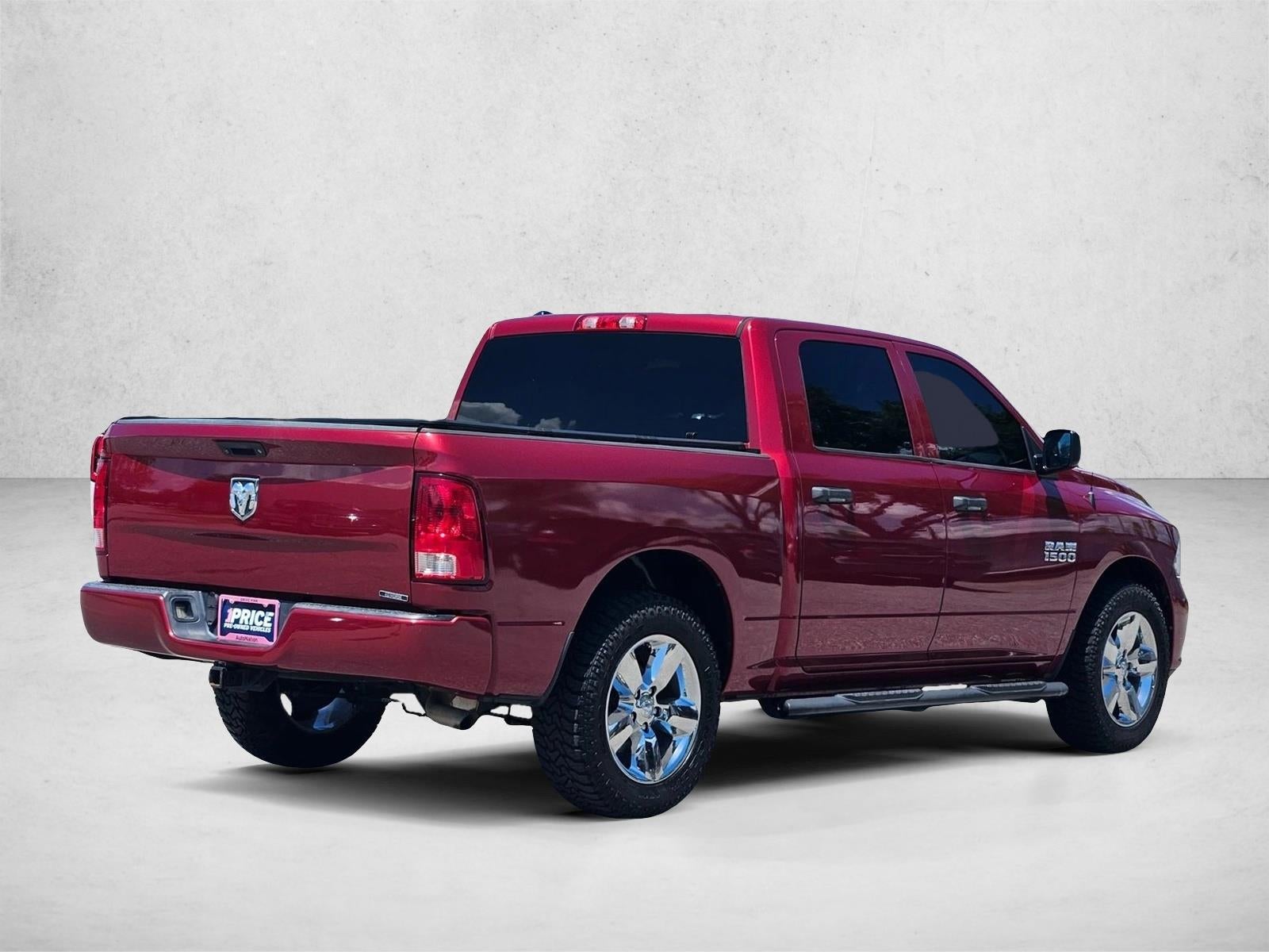 2014 RAM 1500 2WD Crew Cab 5.7 Ft Box Express