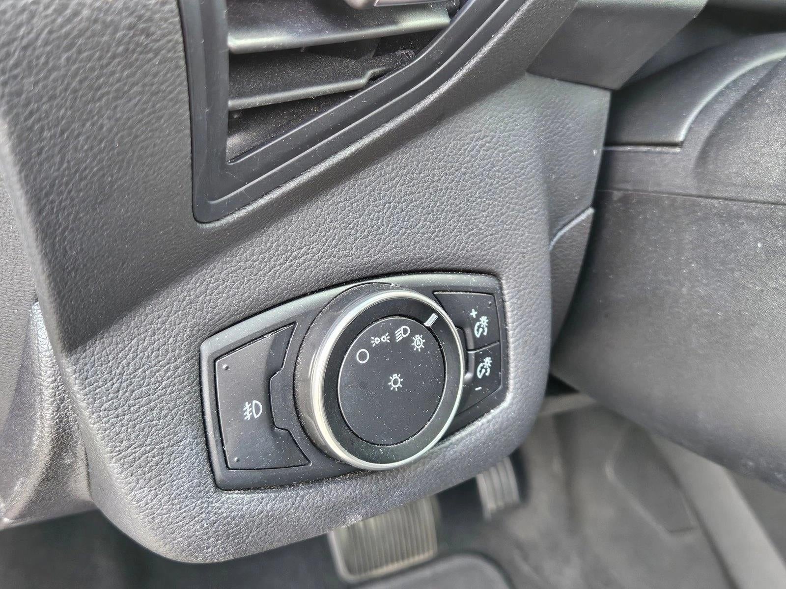 2015 Ford C-Max Hybrid 5dr HB SEL