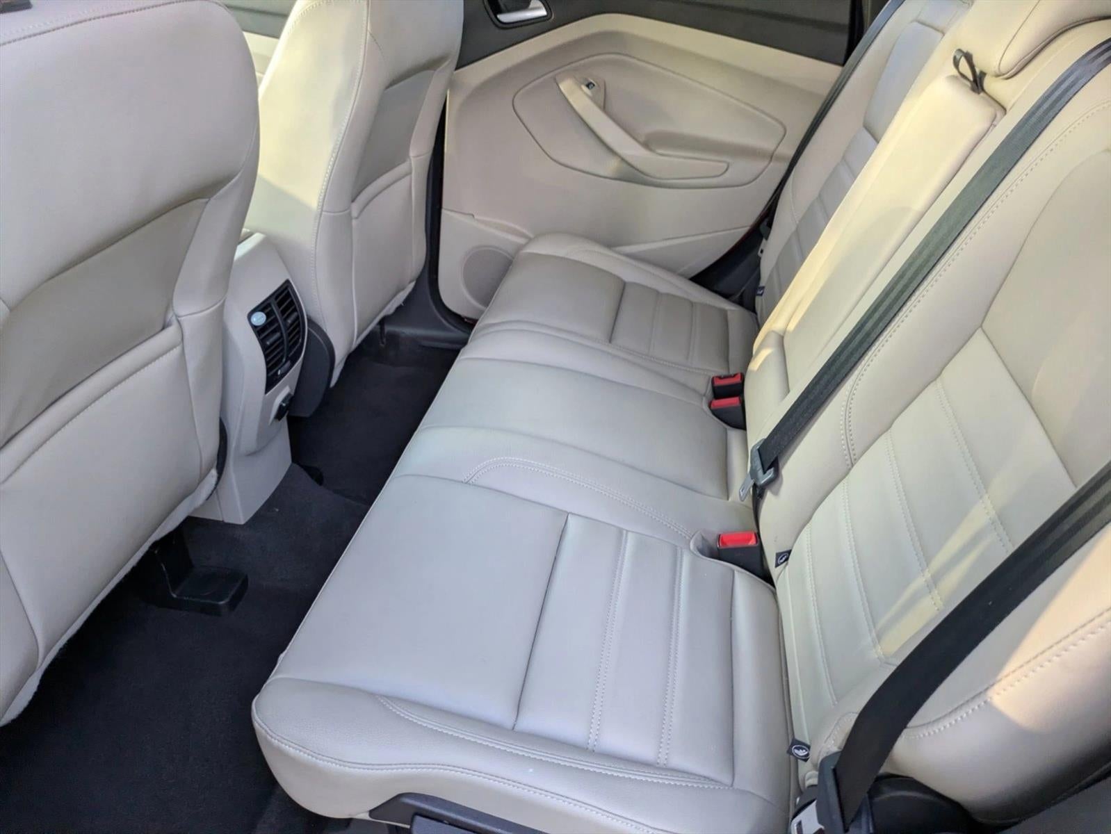 2019 Ford Escape SEL FWD