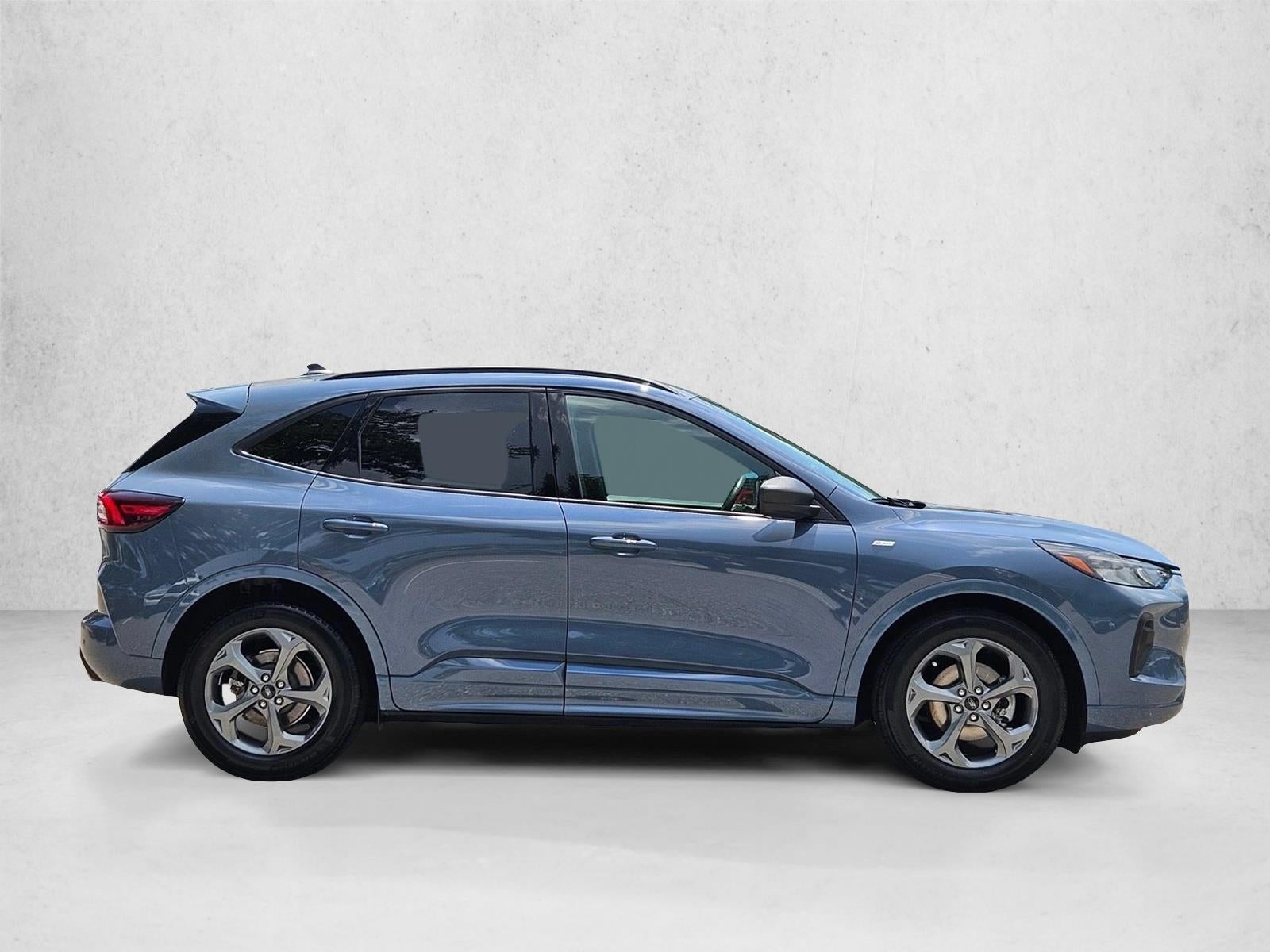 2023 Ford Escape ST-Line FWD