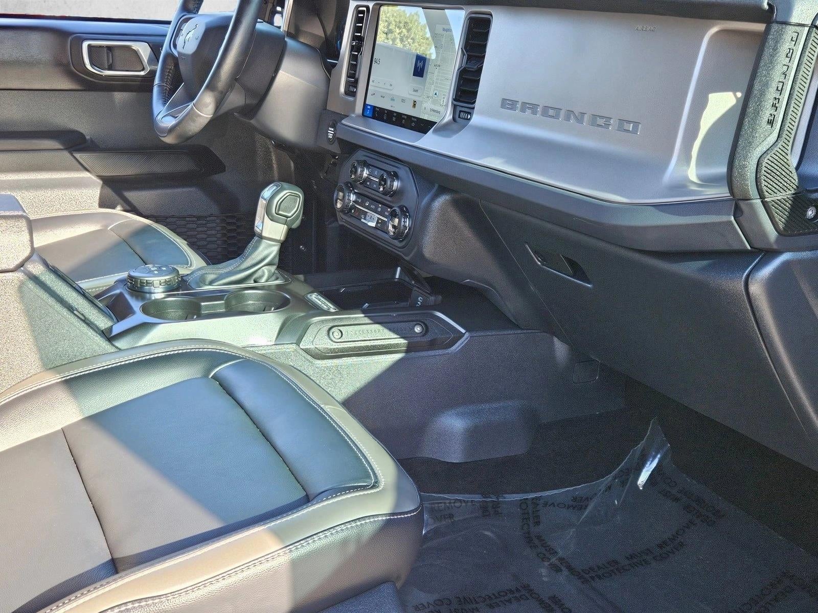 2025 Ford Bronco Outer Banks 4 Door 4x4