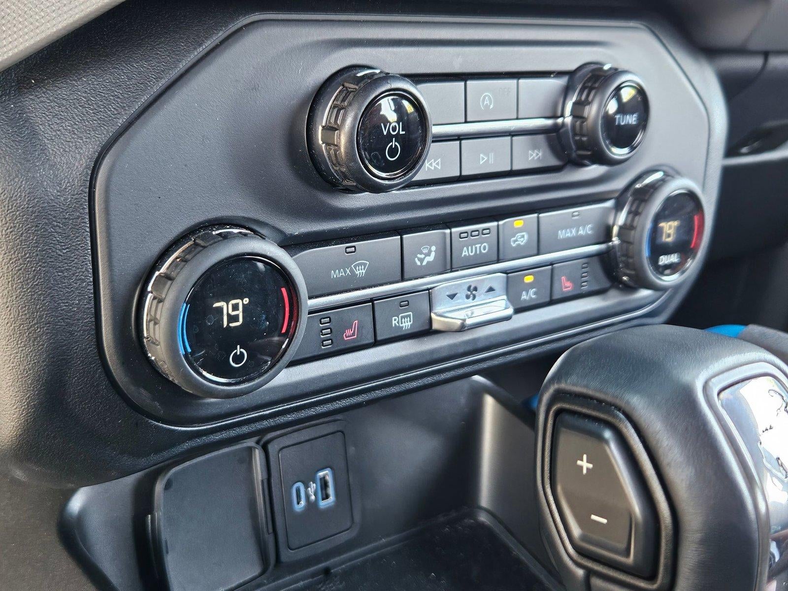 2023 Ford Bronco Black Diamond 4 Door Advanced 4x4