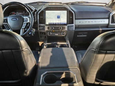 2022 Ford Super Duty F-250 SRW LARIAT 4WD Crew Cab 6.75' Box