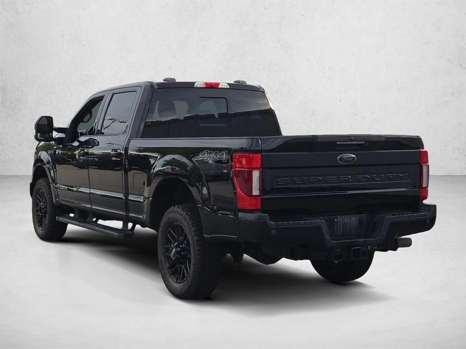 2022 Ford Super Duty F-250 SRW LARIAT 4WD Crew Cab 6.75' Box