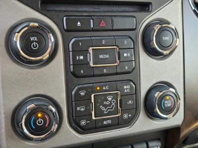 2014 Ford Super Duty F-350 SRW 2WD Crew Cab 6-3/4 Ft Box Lariat