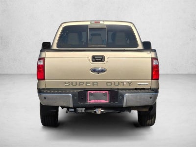 2014 Ford Super Duty F-350 SRW 2WD Crew Cab 6-3/4 Ft Box Lariat